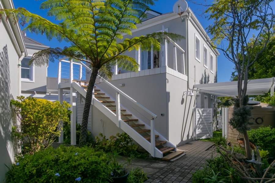 6 Bedroom Property for Sale in Thesen Islands Western Cape